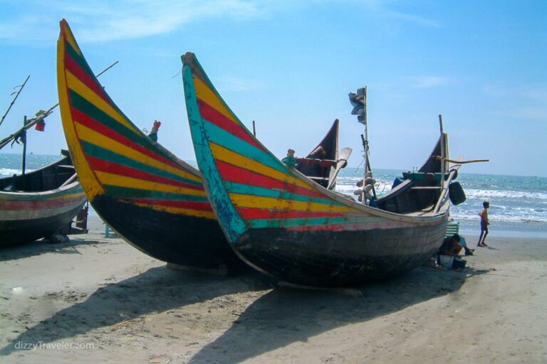 Teknaf fishing boat||||Bangladesh Highway|||
