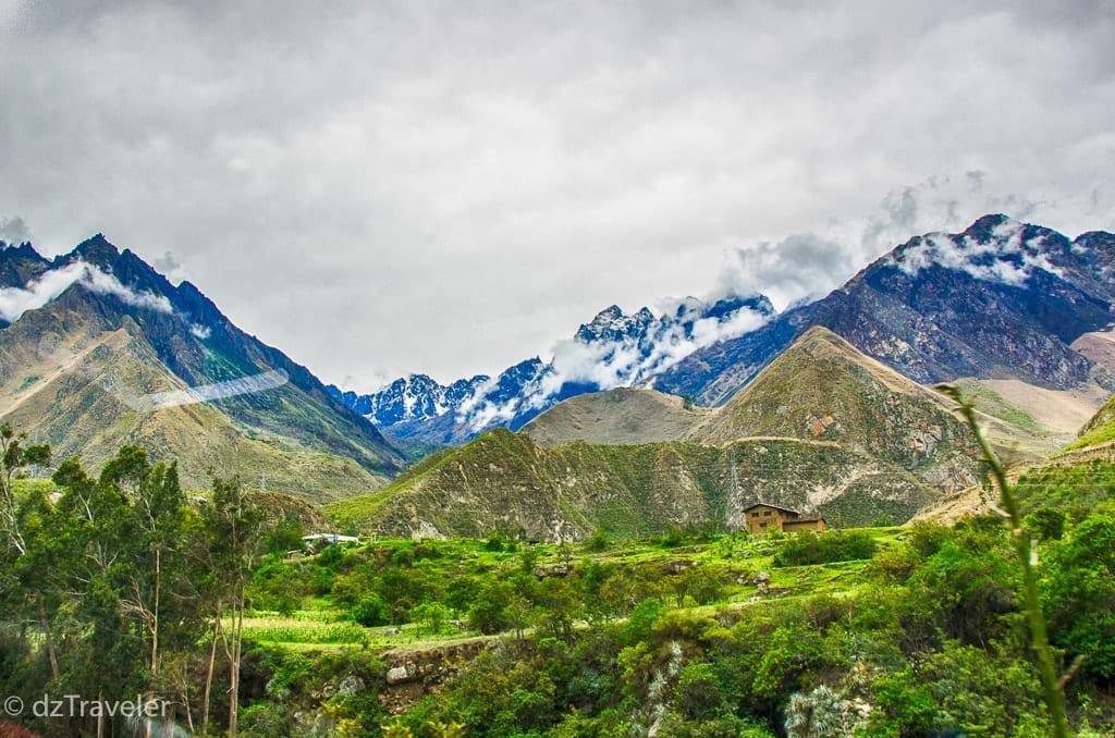 Valley in Ollantaytambo