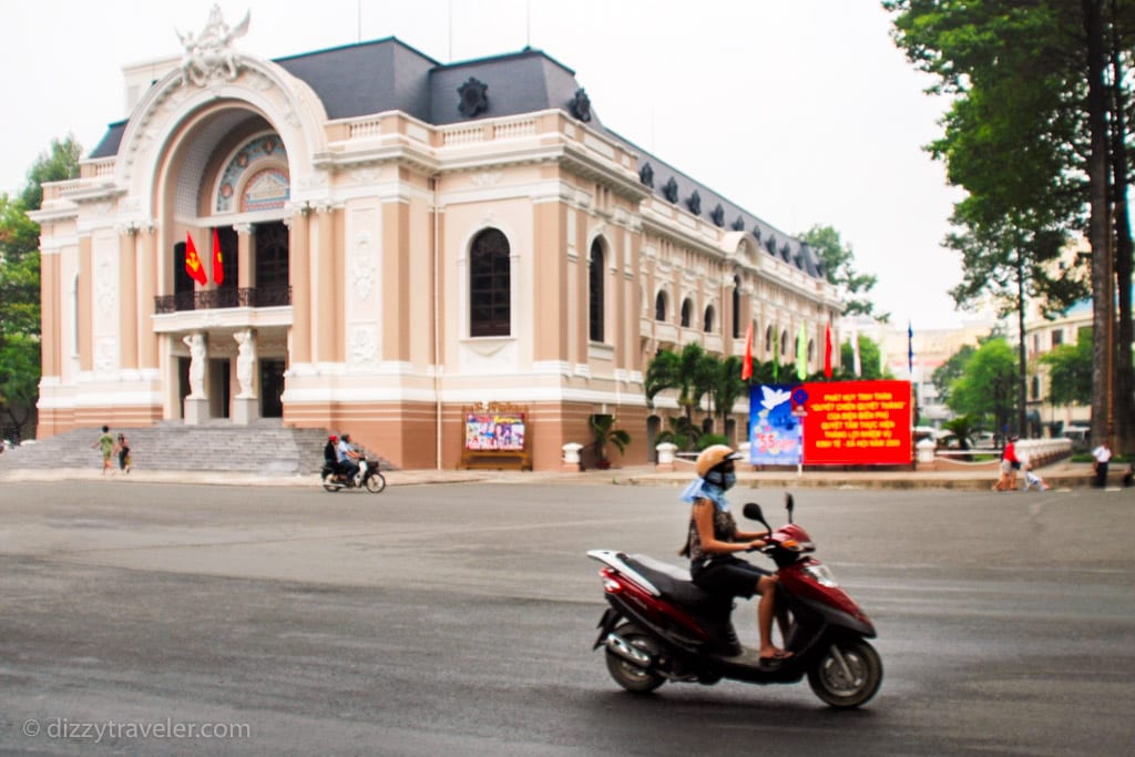 A View of Ho Chi Minh City|Giac Lam Pagoda