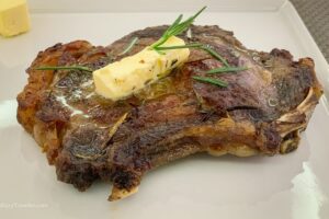 I also tried this delicious steak